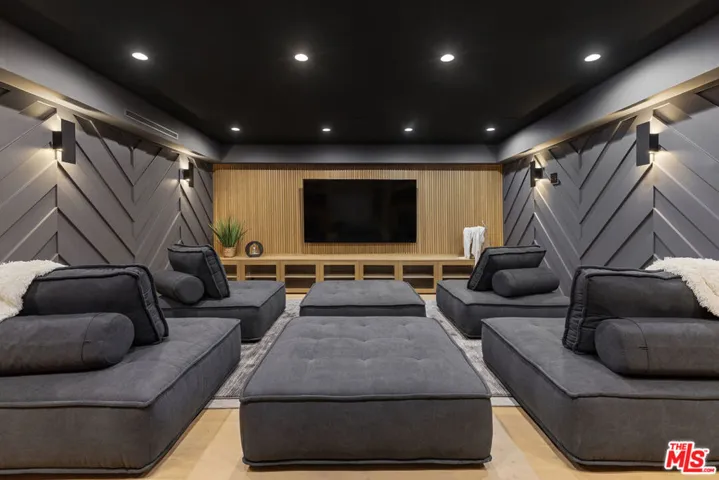 3909 Villa Costera, Malibu, California 90265