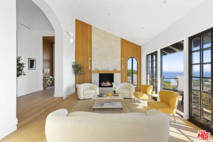 3909 Villa Costera, Malibu, California 90265