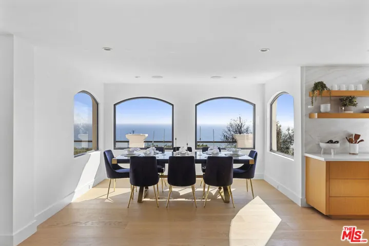 3909 Villa Costera, Malibu, California 90265