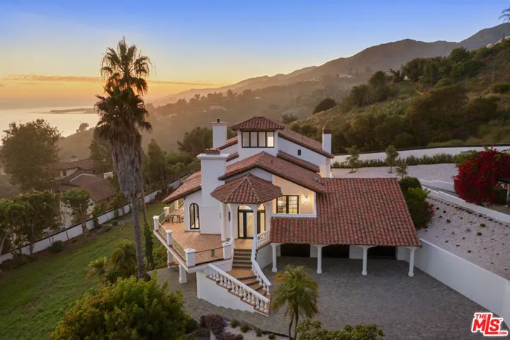 3909 Villa Costera, Malibu, California 90265