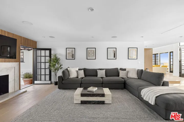3909 Villa Costera, Malibu, California 90265