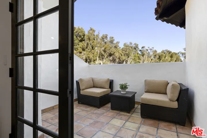 3909 Villa Costera, Malibu, California 90265