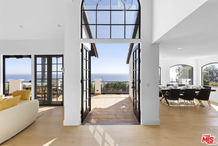 3909 Villa Costera, Malibu, California 90265