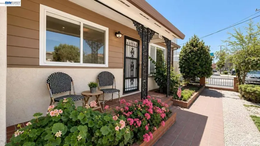 404 Bradrick Dr, San Leandro, California 94578