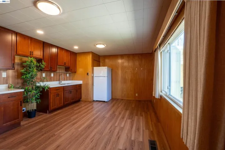 404 Bradrick Dr, San Leandro, California 94578
