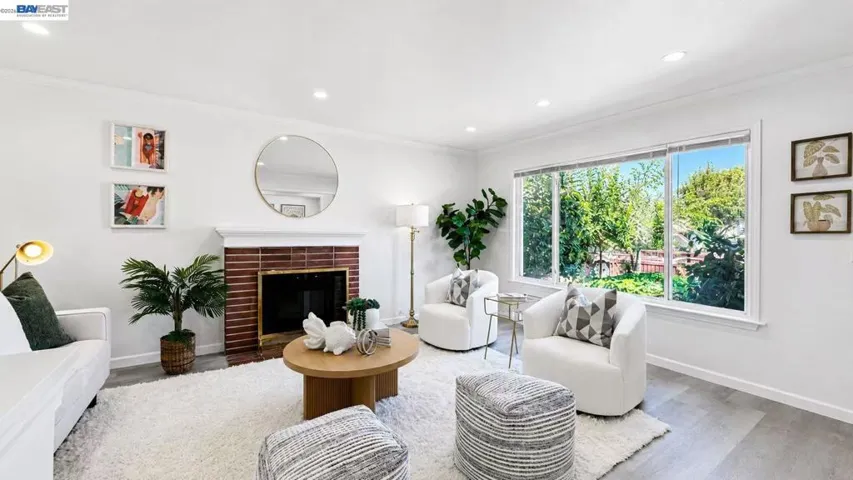 404 Bradrick Dr, San Leandro, California 94578