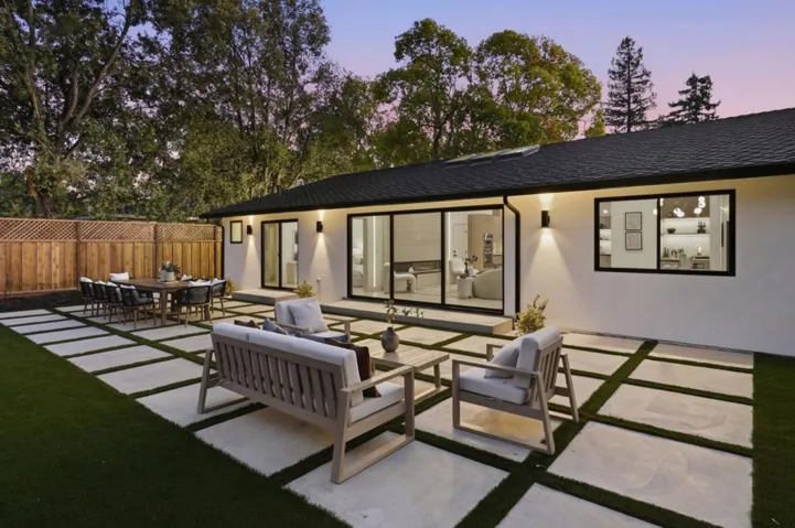 1389 Chelsea Drive, Los Altos, California 94024