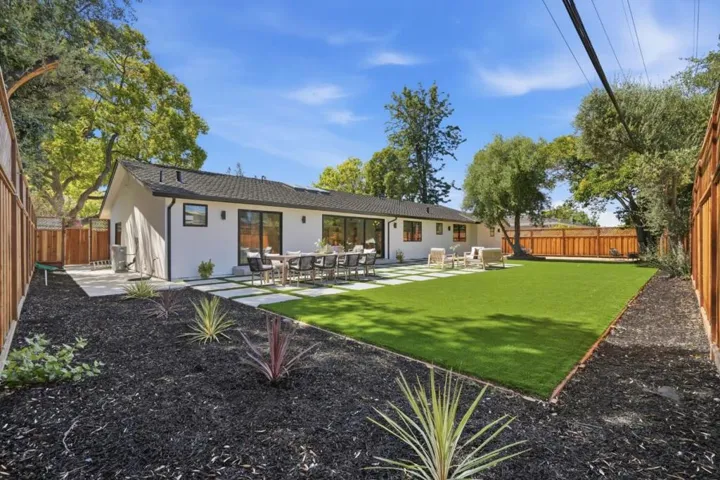 1389 Chelsea Drive, Los Altos, California 94024