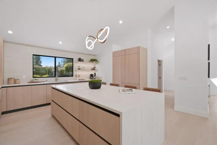 1389 Chelsea Drive, Los Altos, California 94024