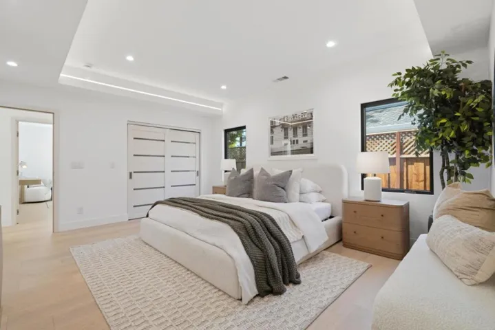 1389 Chelsea Drive, Los Altos, California 94024