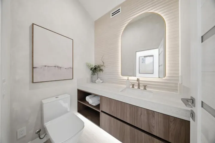 1389 Chelsea Drive, Los Altos, California 94024