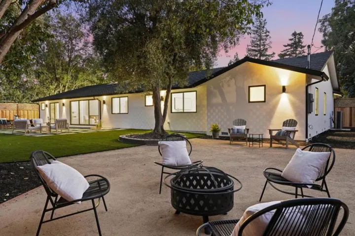 1389 Chelsea Drive, Los Altos, California 94024