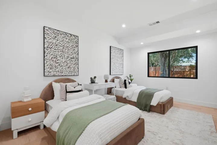 1389 Chelsea Drive, Los Altos, California 94024