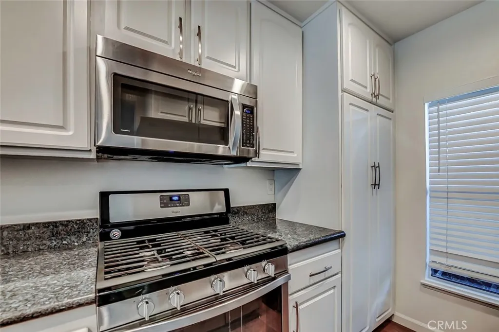 Spacious Kitchen