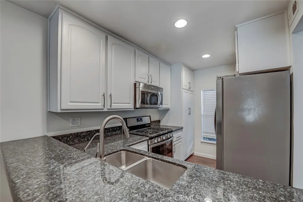 Spacious Kitchen