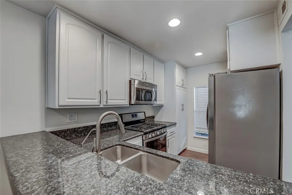 Spacious Kitchen
