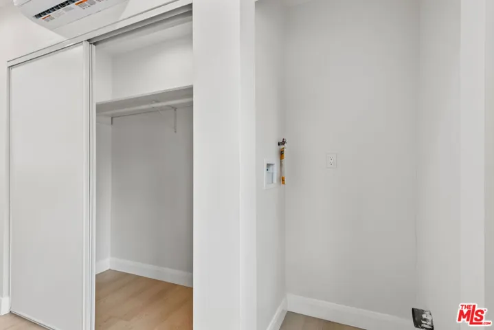 6930 Babcock Avenue, North Hollywood, California 91605