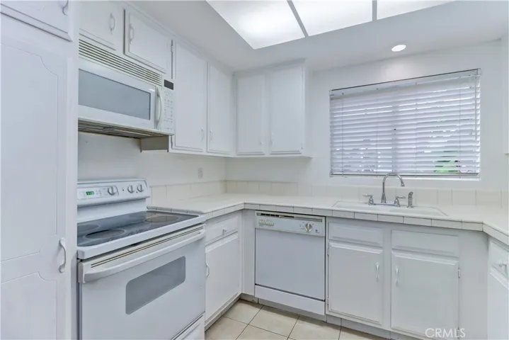 2399 Via Mariposa W, Laguna Woods, California 92637