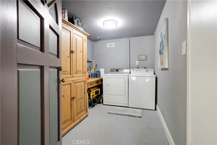 799 Crest Estates Drive, Lake Arrowhead, California 92352