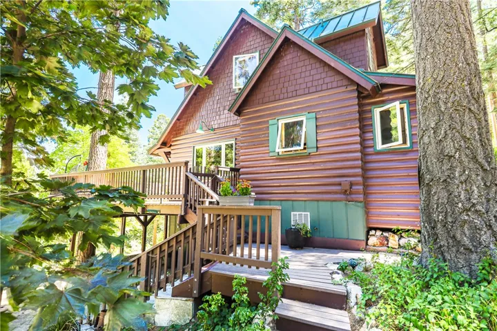 799 Crest Estates Drive, Lake Arrowhead, California 92352