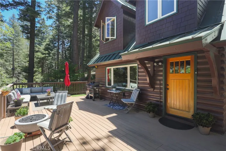 799 Crest Estates Drive, Lake Arrowhead, California 92352
