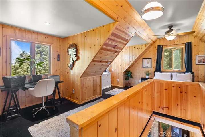 799 Crest Estates Drive, Lake Arrowhead, California 92352