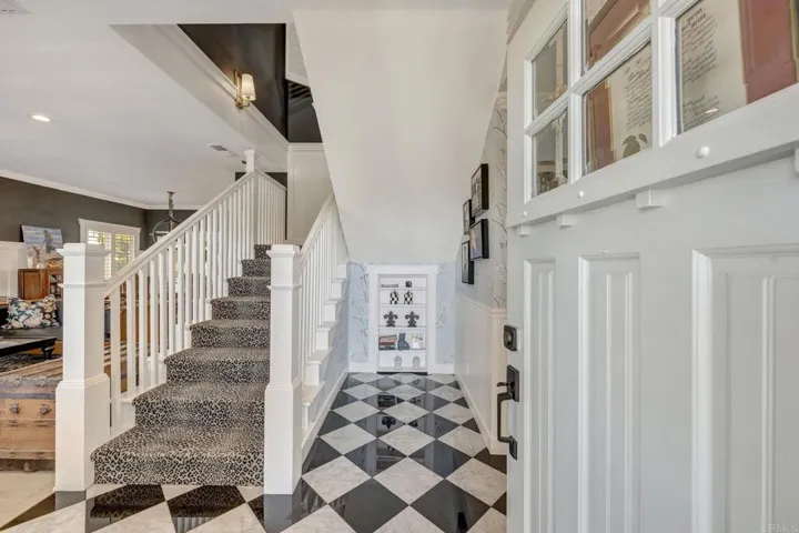4620 Narragansett Avenue, San Diego, California 92107