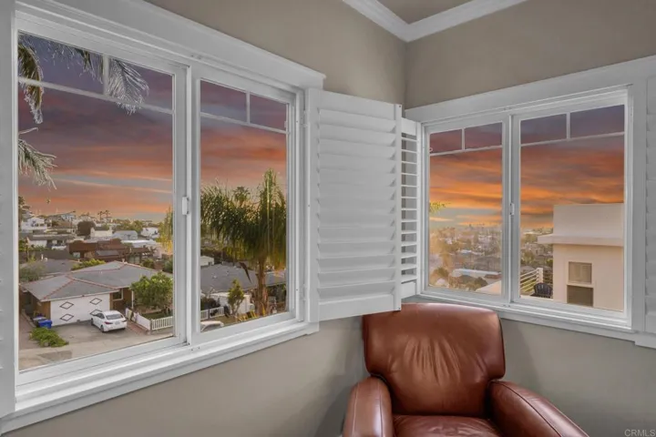 4620 Narragansett Avenue, San Diego, California 92107