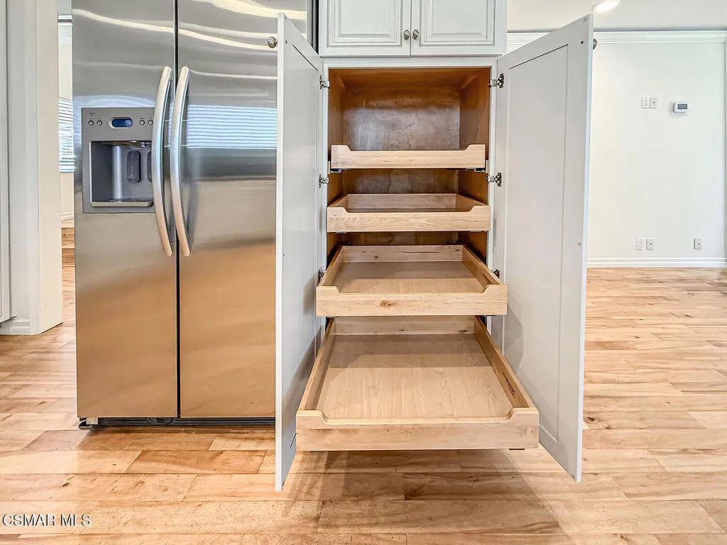 cFamily and Kitchen12
