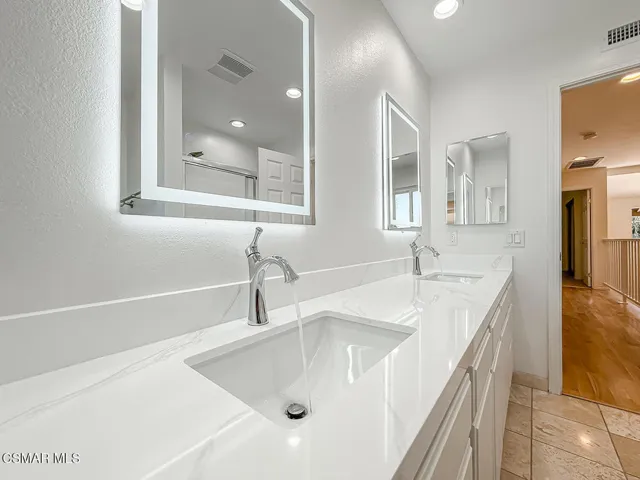 gShared Bath2