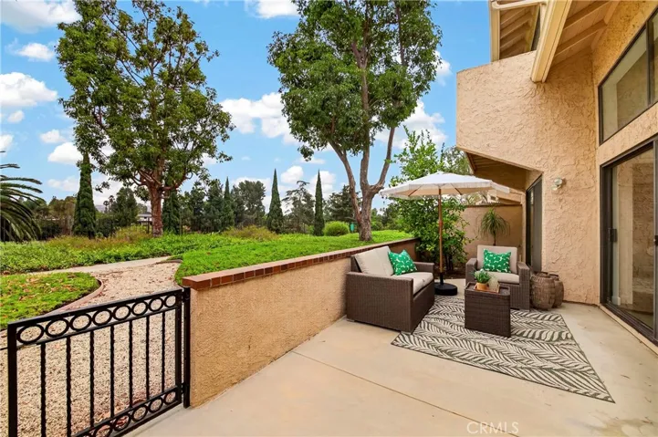 636 Colonial Circle, Fullerton, California 92835