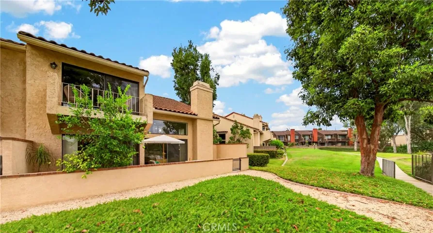 636 Colonial Circle, Fullerton, California 92835