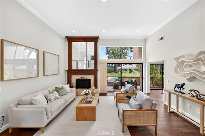 636 Colonial Circle, Fullerton, California 92835