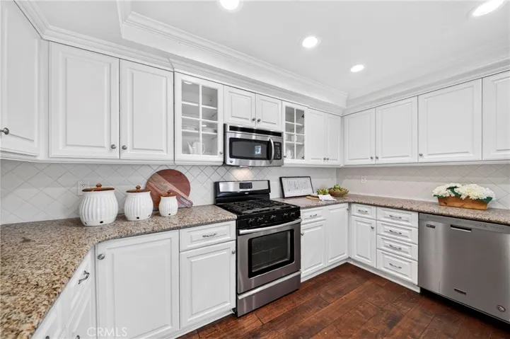 636 Colonial Circle, Fullerton, California 92835