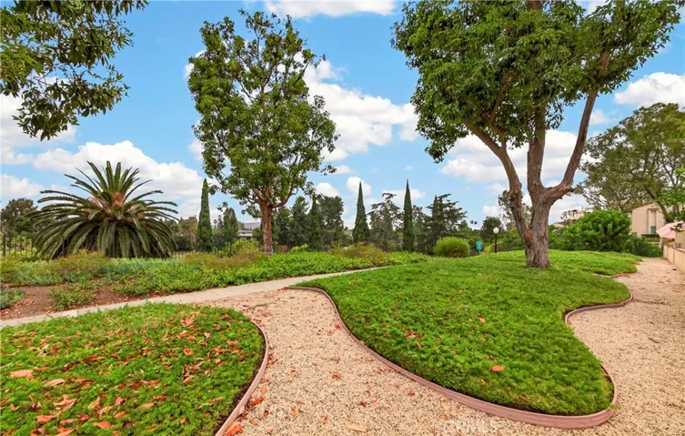 636 Colonial Circle, Fullerton, California 92835
