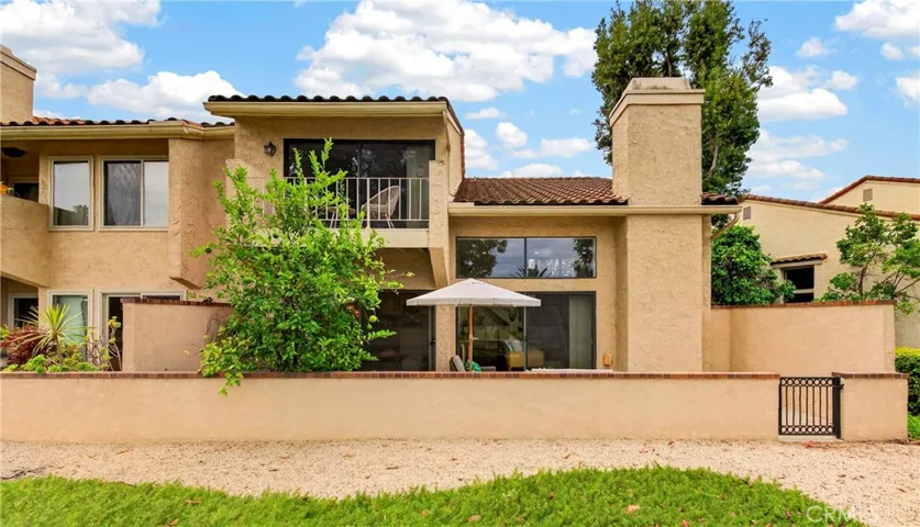 636 Colonial Circle, Fullerton, California 92835