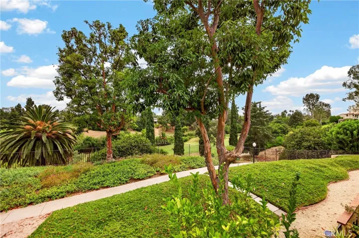636 Colonial Circle, Fullerton, California 92835