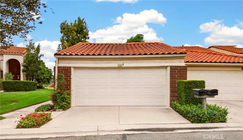 636 Colonial Circle, Fullerton, California 92835