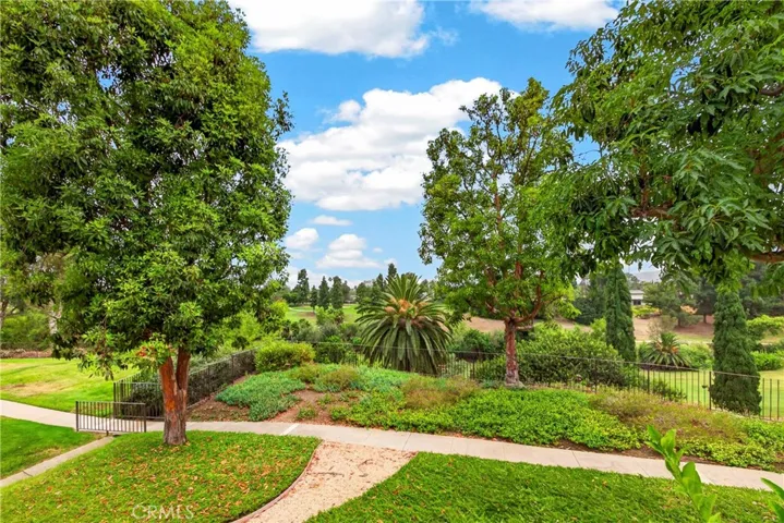 636 Colonial Circle, Fullerton, California 92835
