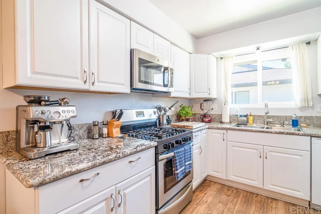 818 E Washington Avenue, Escondido, California 92025 — photo 4