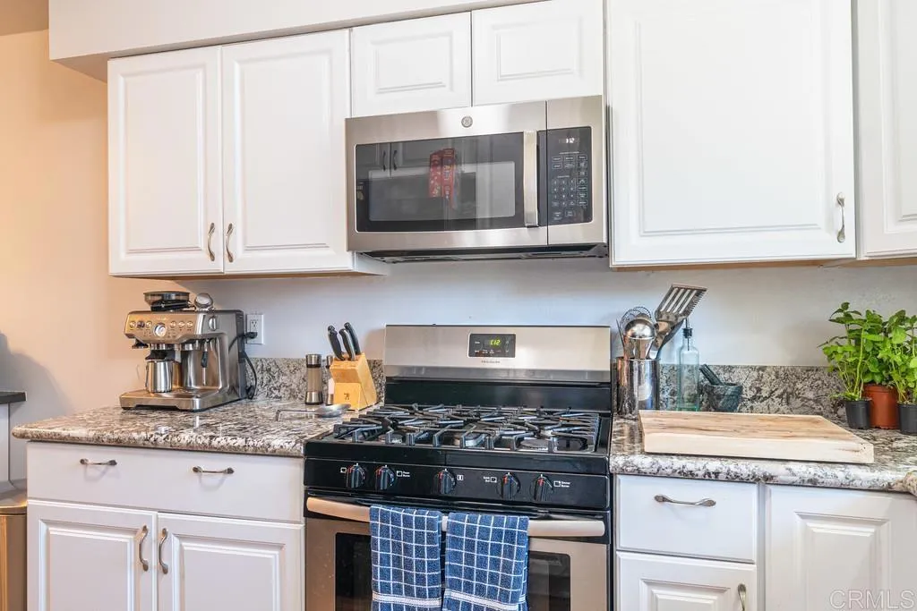 818 E Washington Avenue, Escondido, California 92025 — photo 5
