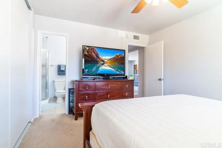 818 E Washington Avenue, Escondido, California 92025