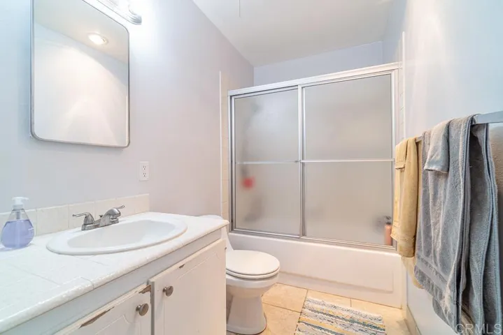 818 E Washington Avenue, Escondido, California 92025