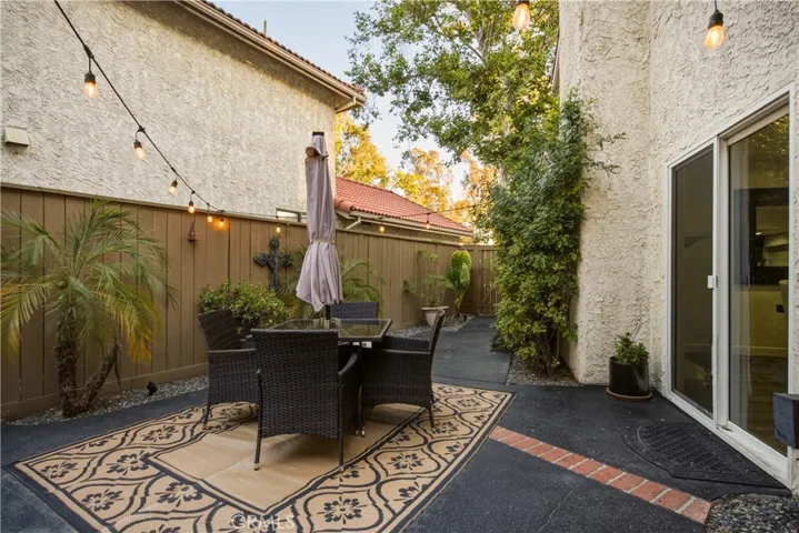 6767 Pheasant, Oak Park, California 91377