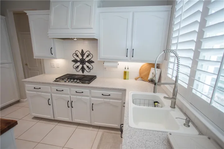 2675 E Rockingham Court, Fresno, California 93720