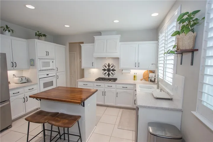 2675 E Rockingham Court, Fresno, California 93720