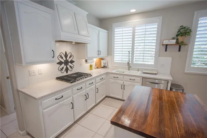 2675 E Rockingham Court, Fresno, California 93720