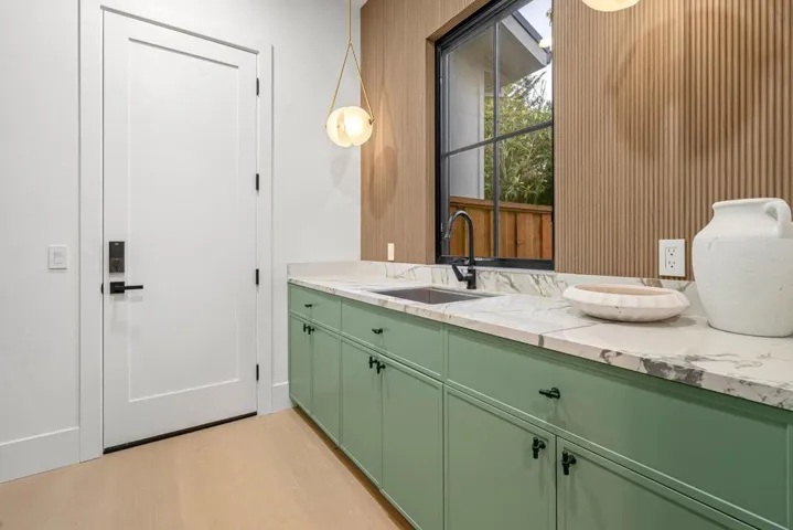 15 San Juan Avenue, Menlo Park, California 94025