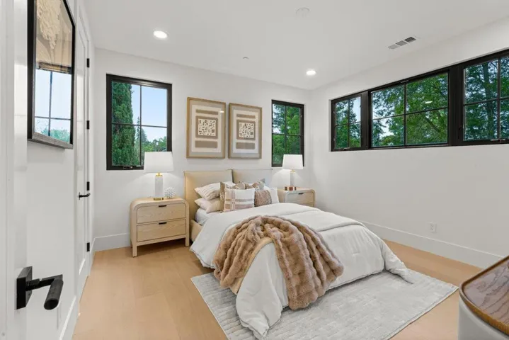 15 San Juan Avenue, Menlo Park, California 94025