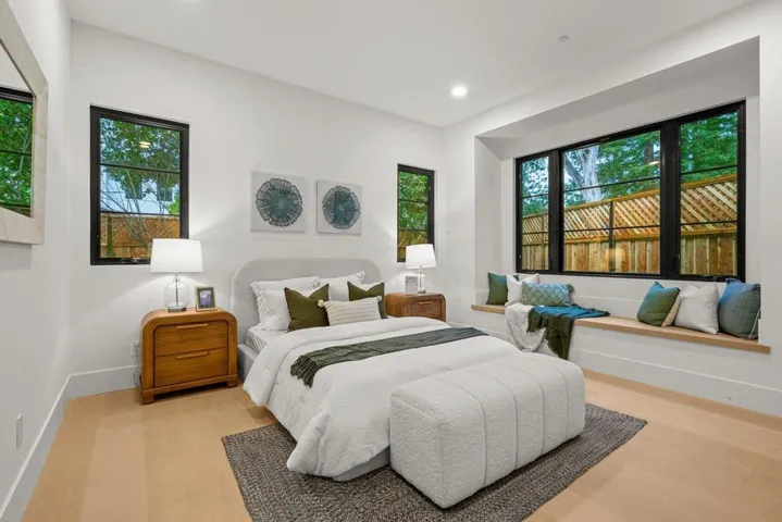 15 San Juan Avenue, Menlo Park, California 94025